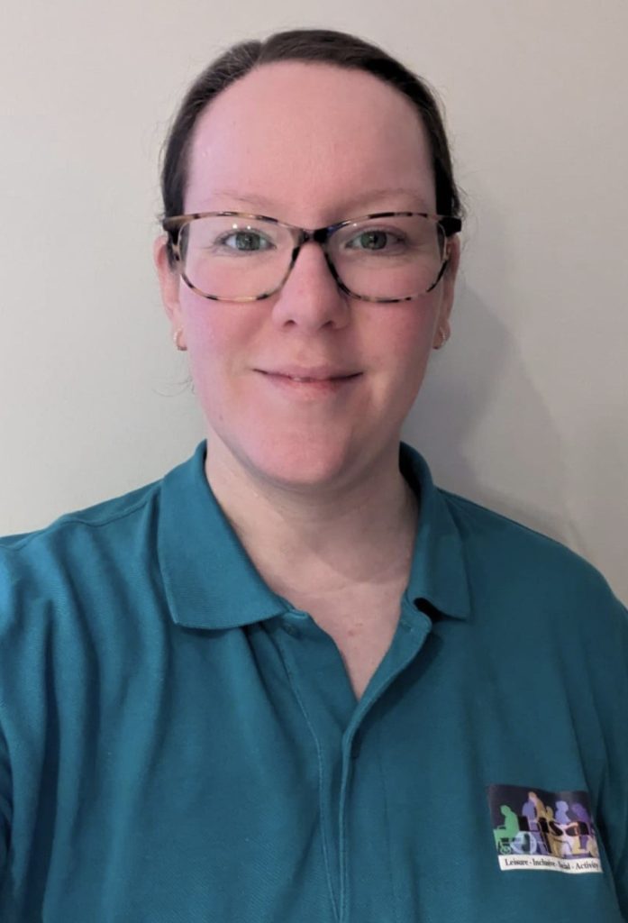 Leah Volunteer at LISA's CiC